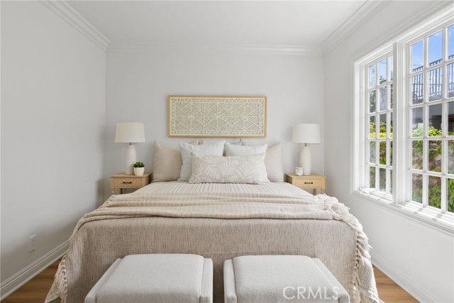 340 Broadway, Costa Mesa CA: https://media.crmls.org/medias/a879ddf0-f55b-4fcf-bcb4-67c244096509.jpg