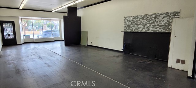 6184 Atlantic Avenue, Long Beach, California 90805, ,Commercial Sale,For Sale,6184 Atlantic Avenue,CRDW25117497