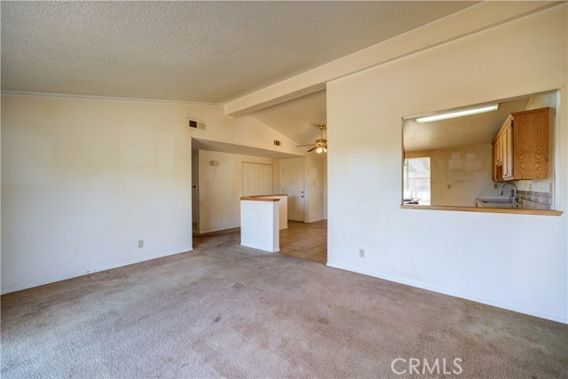 Detail Gallery Image 15 of 37 For 1055 via Esmeralda, Santa Maria,  CA 93455 - 3 Beds | 2 Baths