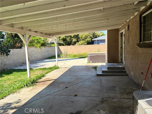 Detail Gallery Image 31 of 35 For 1042 W Mcfadden, Santa Ana,  CA 92707 - 5 Beds | 3/1 Baths