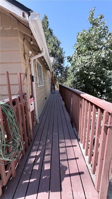 635 Acacia Dr, Crestline, CA 92325 photo 7
