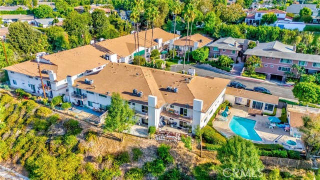 Detail Gallery Image 8 of 26 For 1349 Shadow Ln #115,  Fullerton,  CA 92831 - 2 Beds | 2 Baths