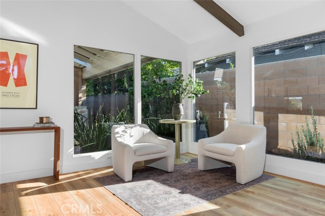 Detail Gallery Image 6 of 64 For 5360 E El Jardin St, Long Beach,  CA 90815 - 4 Beds | 3 Baths