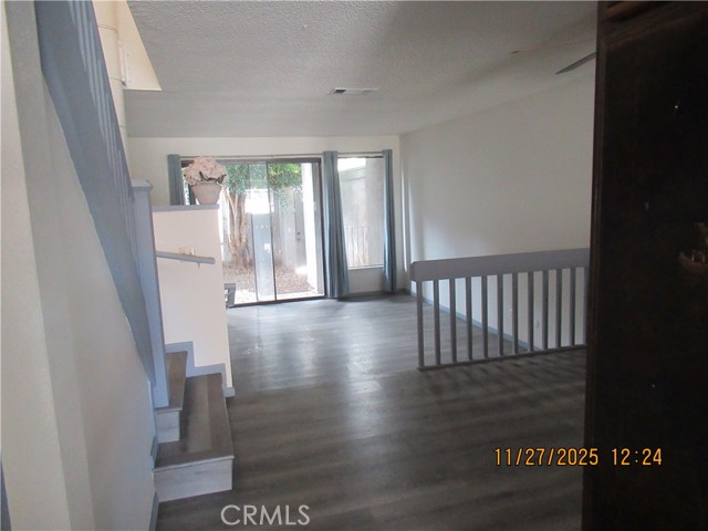 Detail Gallery Image 7 of 17 For 2220 E Chapman #51,  Fullerton,  CA 92831 - 2 Beds | 1/1 Baths