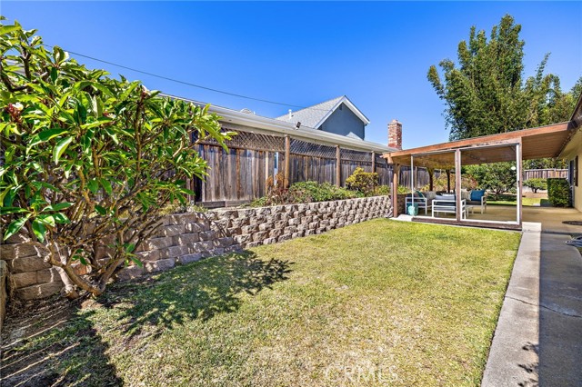 32672 Alta Pine Lane, San Juan Capistrano CA: https://media.crmls.org/medias/a87c57fd-6dfb-448a-964a-327e763efdc3.jpg
