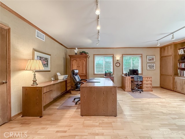 17508 Marilla Street photo 22