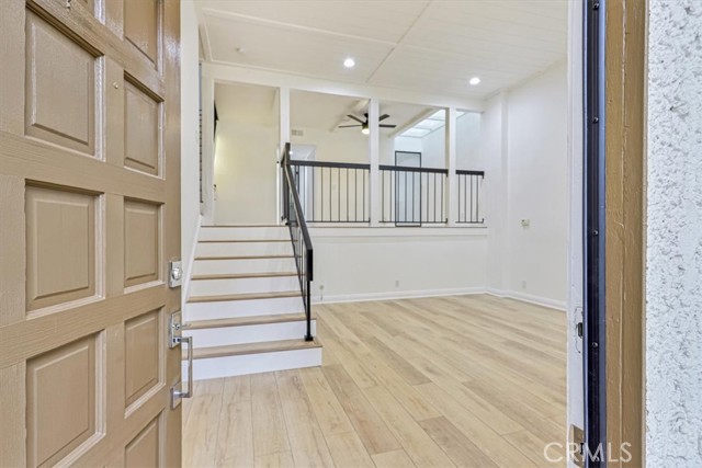 23467 Park Sorrento, Calabasas CA: https://media.crmls.org/medias/a87d93c8-3706-4d80-9a2e-5d32aad8d50f.jpg