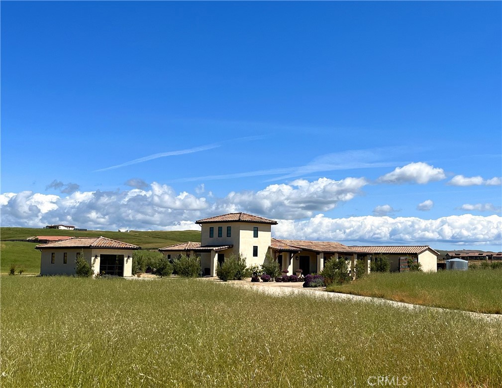 3940 Gruenhagen, Paso Robles, CA 93446
