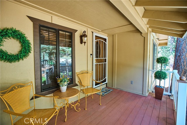 Detail Gallery Image 5 of 22 For 6204 Spruce Ave, Angelus Oaks,  CA 92305 - 4 Beds | 2/1 Baths