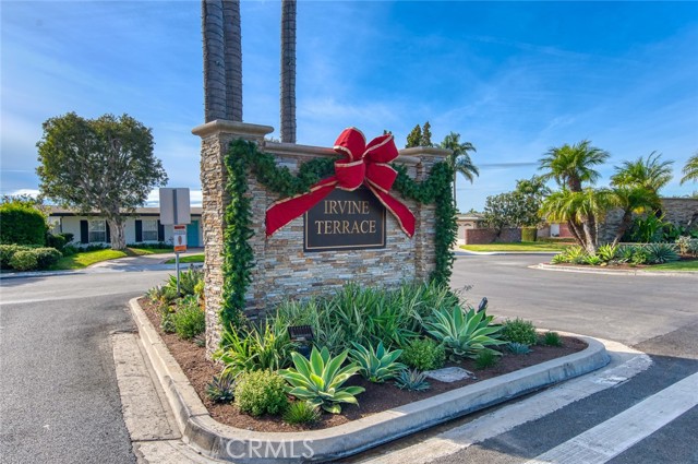 Detail Gallery Image 2 of 19 For 518 Angelita Dr, Corona Del Mar,  CA 92625 - 4 Beds | 3 Baths