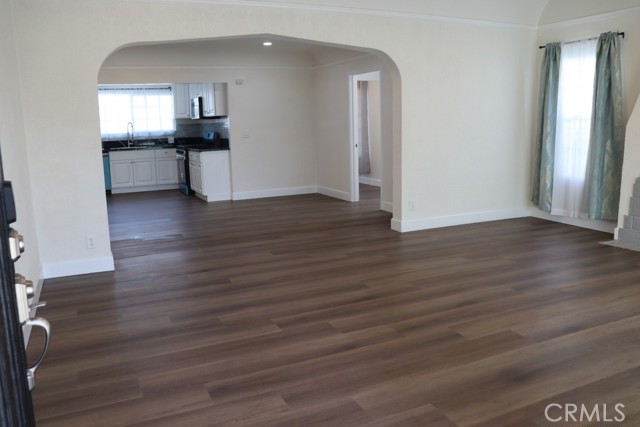 Detail Gallery Image 9 of 75 For 1917 W 74th, Los Angeles,  CA 90047 - 4 Beds | 3 Baths