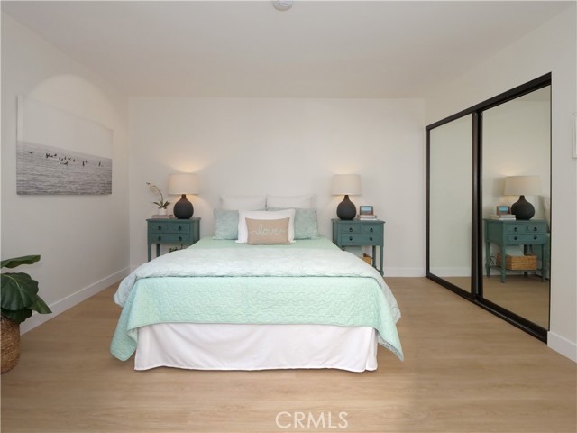 839 6th Street, Hermosa Beach, California 90254, 2 Bedrooms Bedrooms, ,2 BathroomsBathrooms,Residential,Sold,6th,SB22052797