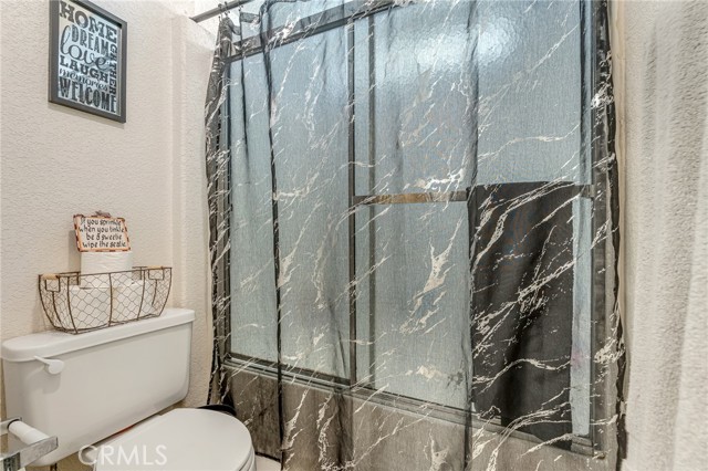 Detail Gallery Image 16 of 44 For 19084 Rocksprings Rd, Hesperia,  CA 92345 - 4 Beds | 2 Baths