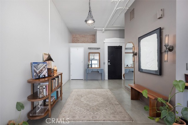 Detail Gallery Image 3 of 24 For 835 Locust Ave #421,  Long Beach,  CA 90813 - 1 Beds | 1 Baths