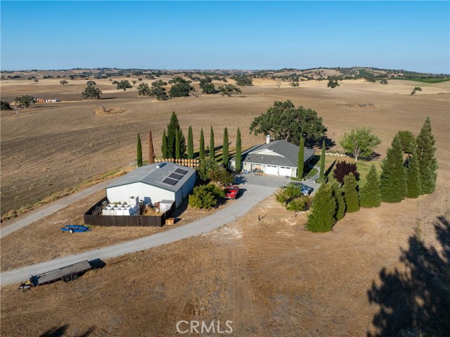 3520 Creston Road, Paso Robles CA: https://media.crmls.org/medias/a8821f0f-b4d2-464f-b072-6c58ad0d6905.jpg