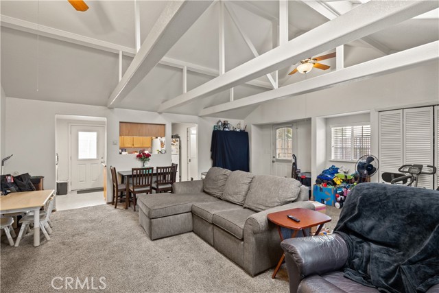 316 W Sacramento Avenue, Chico CA: https://media.crmls.org/medias/a8825876-8b43-407d-8ff5-8fcdfc42f74d.jpg