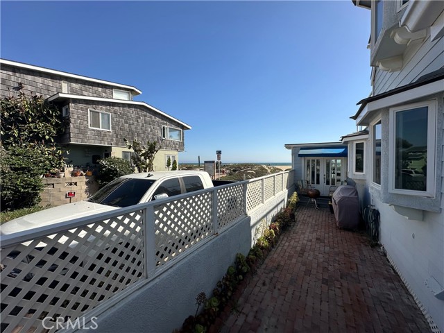 16685 S Pacific Avenue, Sunset Beach CA: https://media.crmls.org/medias/a8827d7d-f19d-4624-9a03-8d4206c475da.jpg