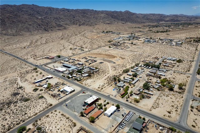 Detail Gallery Image 20 of 22 For 6757 Adobe Rd, Twentynine Palms,  CA 92277 - – Beds | – Baths