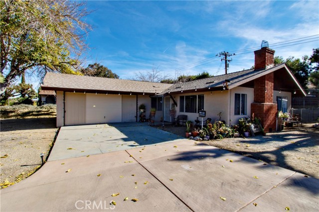 Detail Gallery Image 2 of 31 For 56445 El Dorado Dr, Yucca Valley,  CA 92284 - 3 Beds | 2 Baths