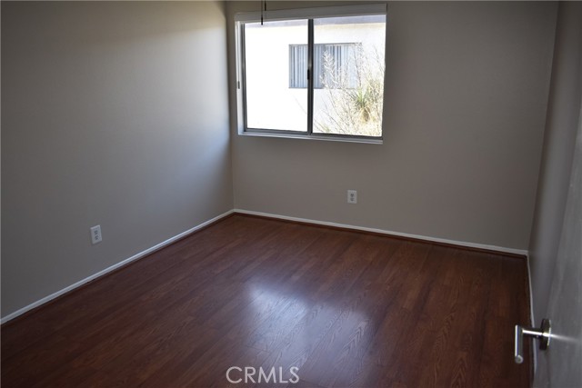 Detail Gallery Image 19 of 21 For 11106 Arminta St #4,  Sun Valley,  CA 91352 - 2 Beds | 1/1 Baths