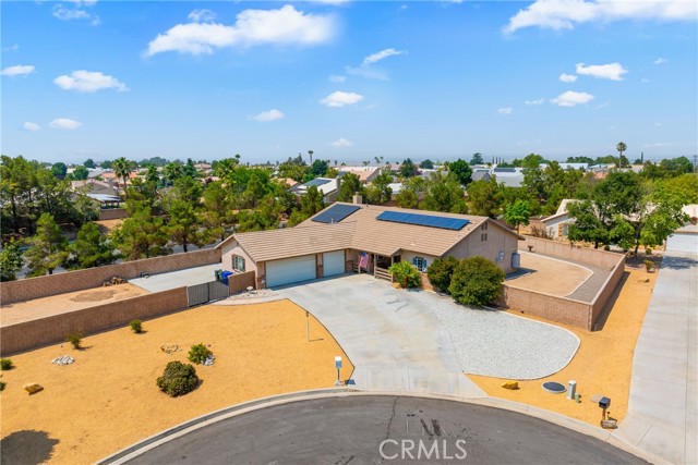 12902 Casco Road, Apple Valley CA: https://media.crmls.org/medias/a883c35d-393e-44e5-bc71-8c241b2888b0.jpg