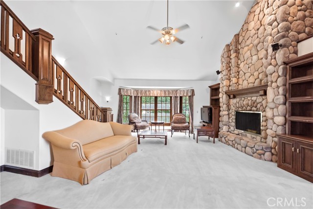 Detail Gallery Image 15 of 75 For 7008 Hawarden Dr, Riverside,  CA 92506 - 6 Beds | 5/1 Baths