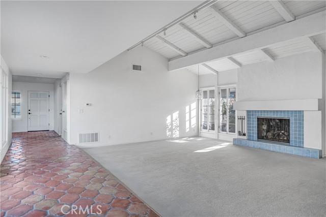 1575 La Venta Drive, Westlake Village CA: https://media.crmls.org/medias/a885c3db-1e00-449e-94cf-598c252b005f.jpg