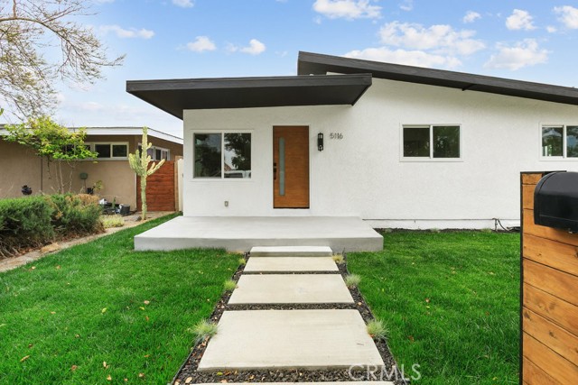 5116 E Wardlow Road, Long Beach CA: https://media.crmls.org/medias/a8890b86-6eca-435e-aeb9-14f98180fbbe.jpg