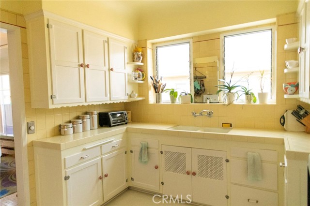1054 South Corning photo 11