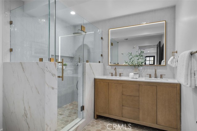2708 Via Elevado, Palos Verdes Estates CA: https://media.crmls.org/medias/a889f49f-a4f4-46d6-aff9-b859fcba8417.jpg