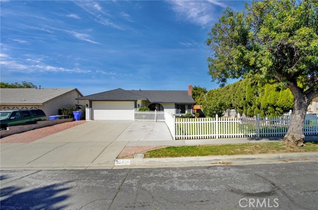 Front Image Thumbnail for CRIG26037065