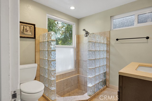 Detail Gallery Image 24 of 47 For 22176 Canones Cir, Saugus,  CA 91350 - 3 Beds | 2 Baths