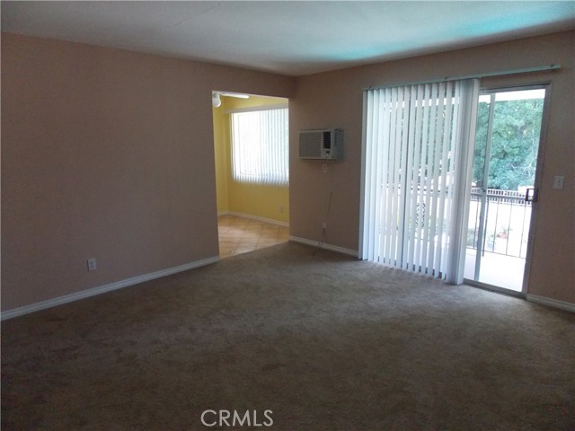 25276 Barton Road, Loma Linda CA: https://media.crmls.org/medias/a88ab6c8-2d9f-42cc-b57a-cd0ee1e80a28.jpg