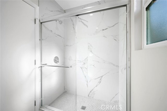 Detail Gallery Image 13 of 14 For 417 Riverdale Dr 415c,  Glendale,  CA 91204 - 1 Beds | 1 Baths