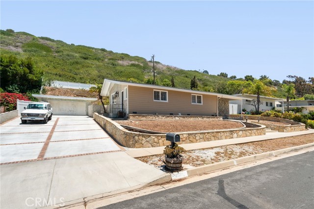 Detail Gallery Image 4 of 27 For 4331 Dauntless Dr, Rancho Palos Verdes,  CA 90275 - 3 Beds | 2 Baths