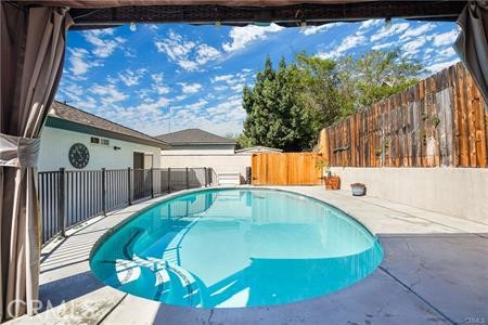 Detail Gallery Image 11 of 18 For 1525 W Malvern Ave, Fullerton,  CA 92833 - 4 Beds | 3 Baths