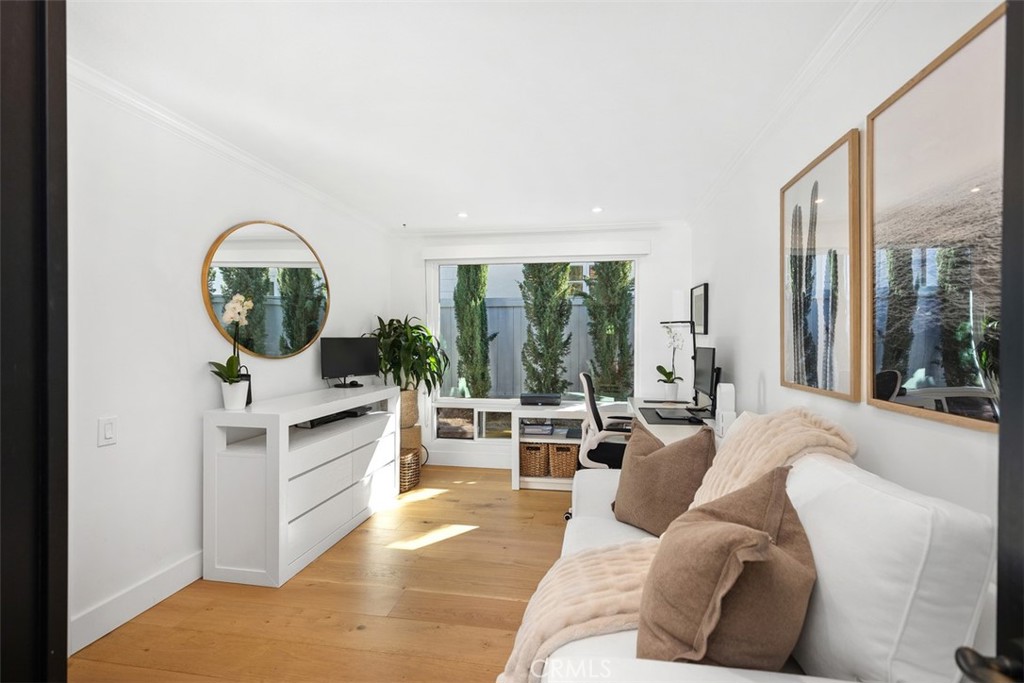 MLS #OC25275923 image #18