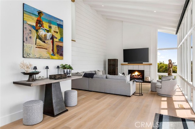 Detail Gallery Image 7 of 72 For 934 Emerald Bay, Laguna Beach,  CA 92651 - 3 Beds | 3/1 Baths