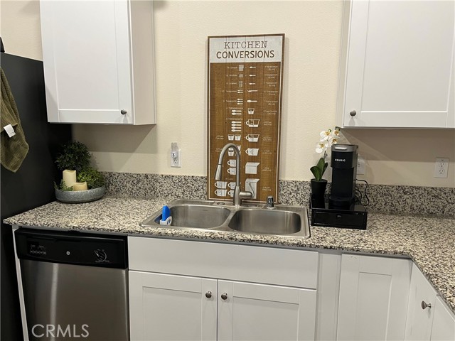 Detail Gallery Image 12 of 48 For 665 Phelps Dr, Merced,  CA 95348 - 4 Beds | 2 Baths