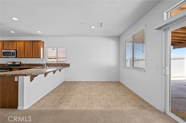 Detail Gallery Image 18 of 46 For 37152 Waltham Pl, Palmdale,  CA 93550 - 4 Beds | 2 Baths