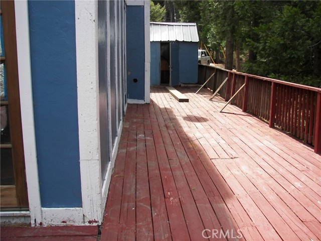 23730 Lakeview, Crestline, CA 92325