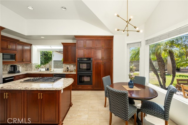 5914 Johnston Place, Rancho Cucamonga CA: https://media.crmls.org/medias/a88fc078-a152-476e-8036-f4e87cf48f6e.jpg