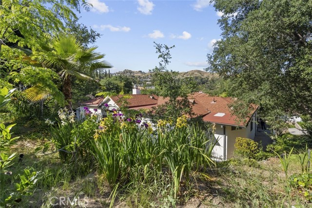 Detail Gallery Image 27 of 31 For 1525 Princess Dr, Glendale,  CA 91207 - 3 Beds | 2 Baths