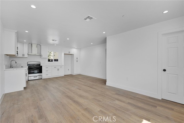 7357 Lynwood Way, Highland CA: https://media.crmls.org/medias/a890f527-9f4d-487b-bfd5-eb670d6be7ed.jpg