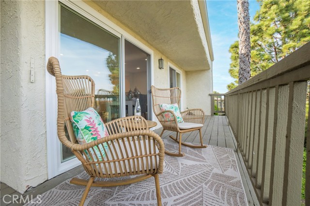 98 Cottonwood Circle, Rolling Hills Estates, California 90274, 3 Bedrooms Bedrooms, ,3 BathroomsBathrooms,Residential,Sold,Cottonwood,SB22075133