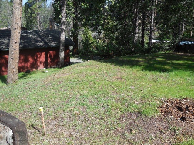 44824 Mountain Meadow Road, Oakhurst CA: https://media.crmls.org/medias/a89196f9-7fd1-45d1-a106-d008b0bd9687.jpg