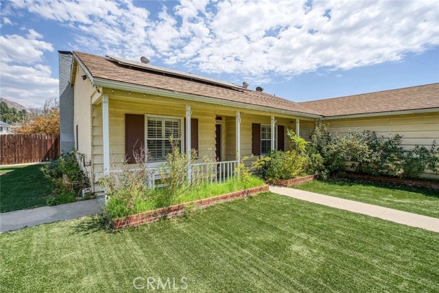 Detail Gallery Image 4 of 33 For 14022 Arlee, Sylmar,  CA 91342 - 3 Beds | 2 Baths