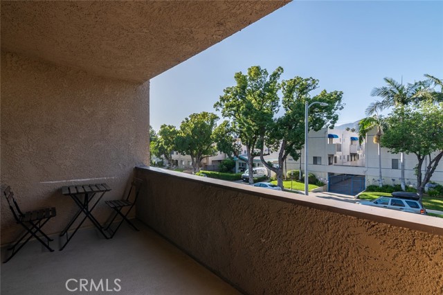 356 W California Avenue, Glendale CA: https://media.crmls.org/medias/a892c2e6-9401-4a7f-9869-dc183fa01e57.jpg