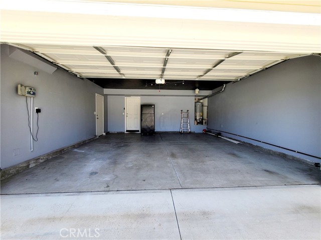 Detail Gallery Image 15 of 23 For 11223 Evergreen Loop, Corona,  CA 92883 - 4 Beds | 3/1 Baths