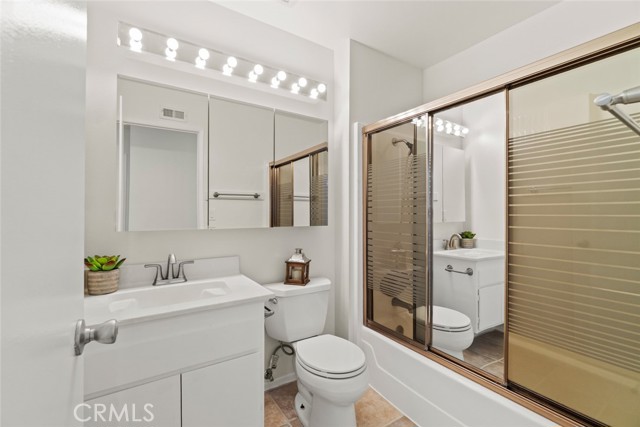 Detail Gallery Image 14 of 29 For 1452 Countrywood #9,  Hacienda Heights,  CA 91745 - 3 Beds | 2 Baths